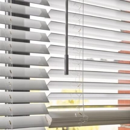 ستائر معدنية